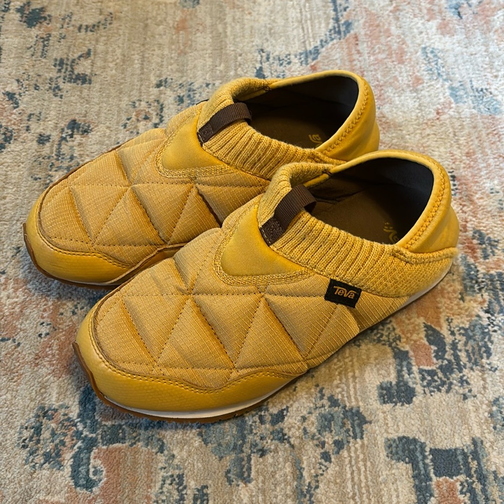 Yellow Teva Slippers Size 8